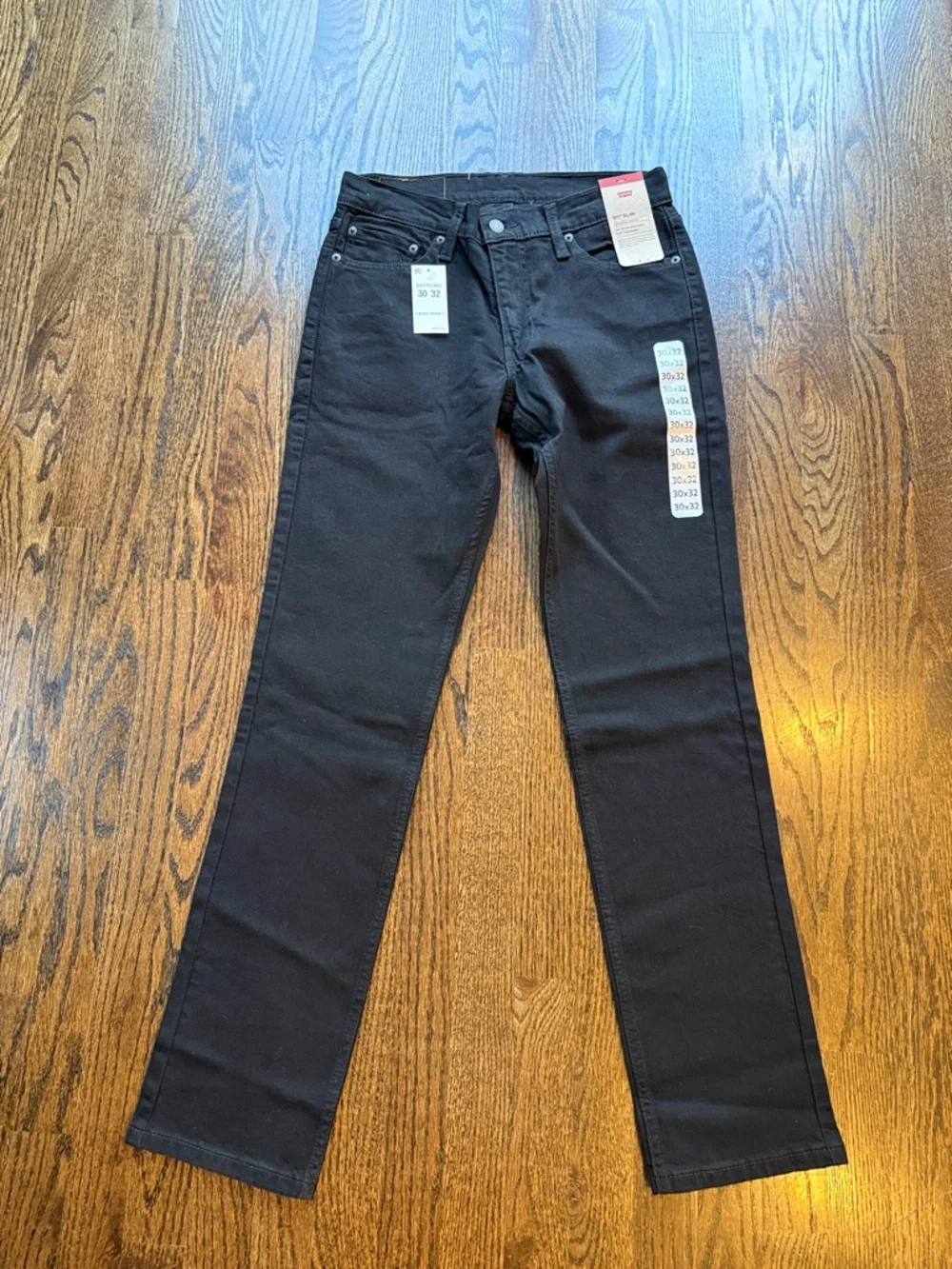 Levi's Men's Black Slim Straight Jeans - Timeless Fit 511 30x29